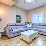Holiday home Bonita By Interhome *
