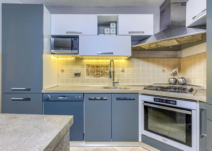 Bonita By Interhome Сasa de vacaciones Šišan